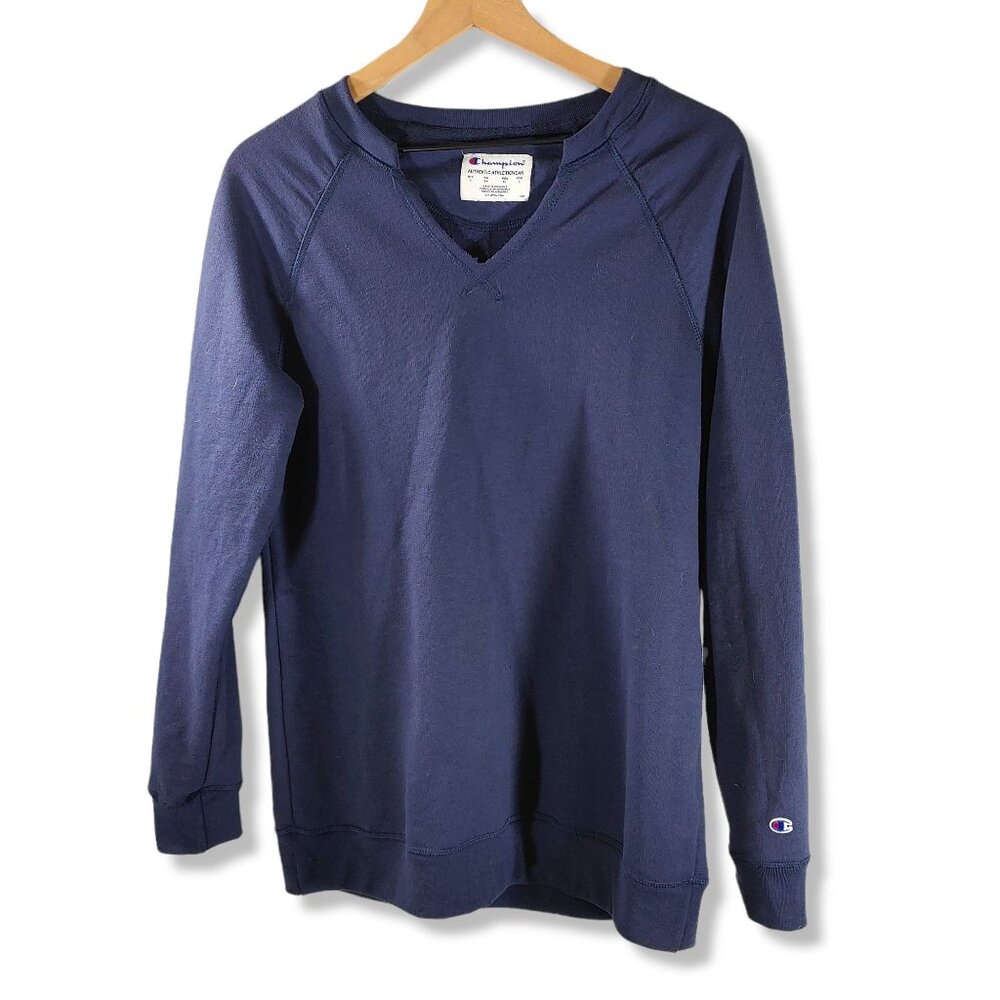 Champion sweatshirt womens Small Blue long-sleeve pullover v-neck